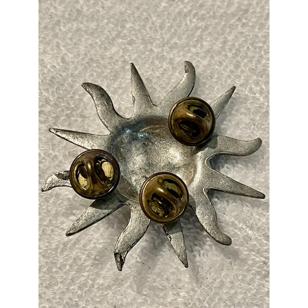 SALE Vintage Silver-Tone Sun Brooch w/Black Accents, 2.25"; 3-Pin Back 00040 - Picture 5 of 6
